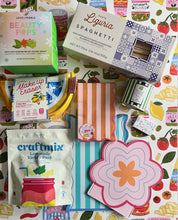Load image into Gallery viewer, Italian Summer Gifting Box