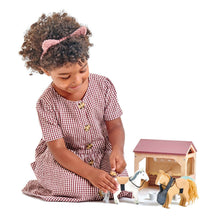 Load image into Gallery viewer, Horse Stable Play Set