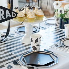 Load image into Gallery viewer, Graduation Cap Paper Cups
